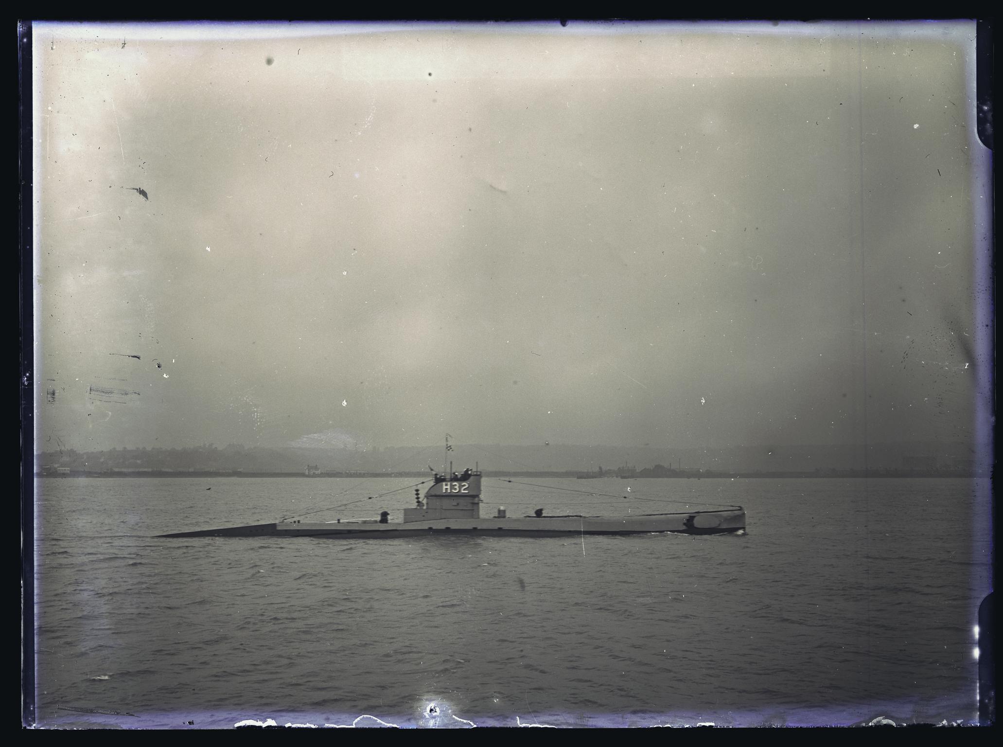 Submarine H32, glass negative