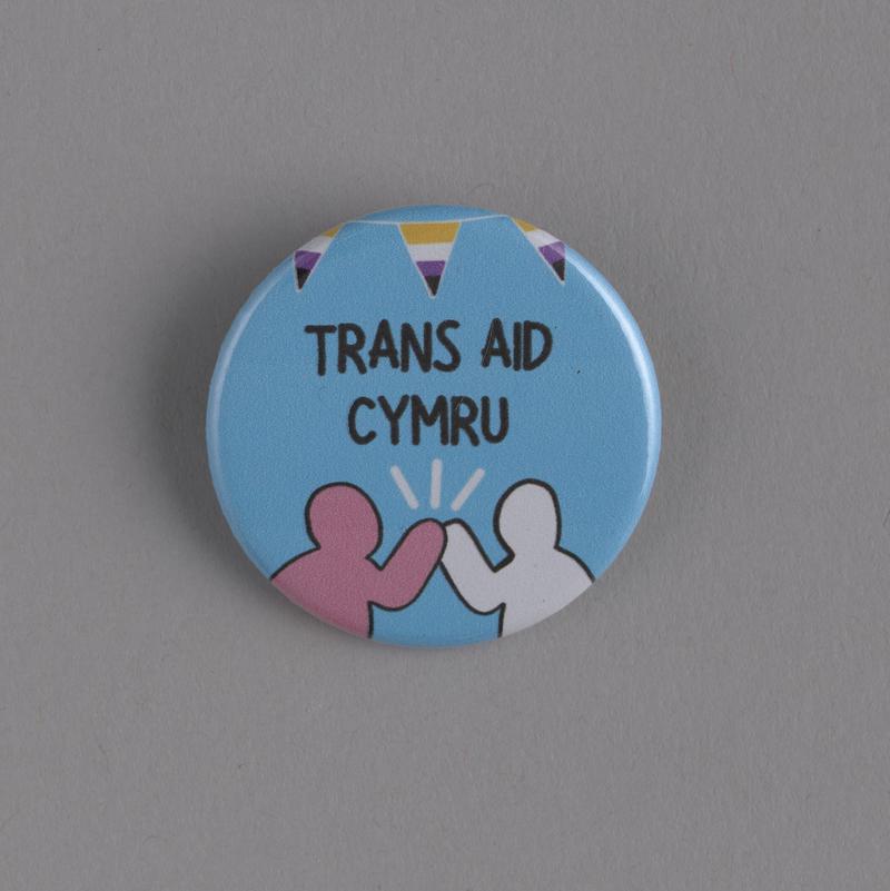 Badge &#039;Trans Aid Cymru&#039;