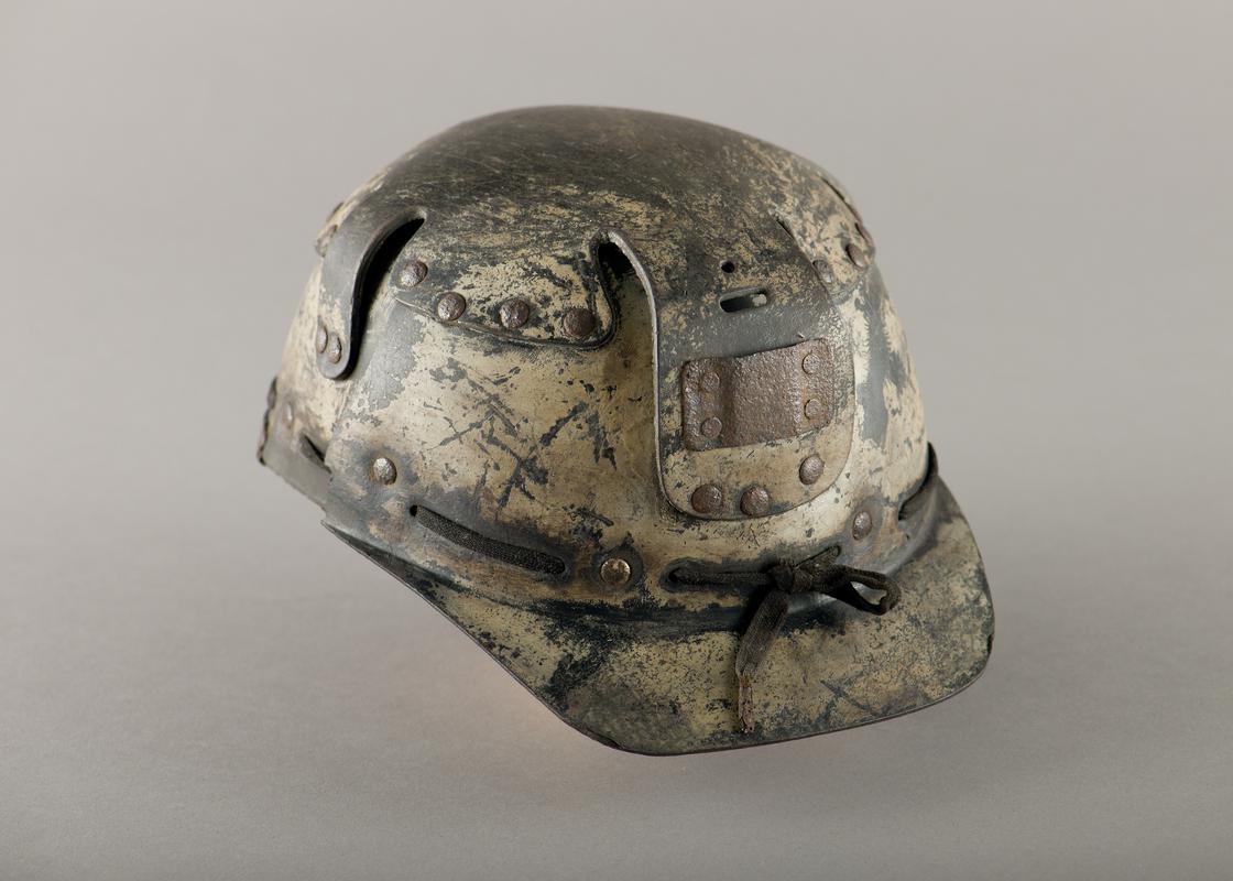 Coal miner's safety helmet