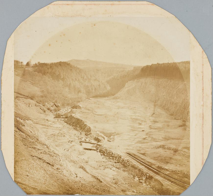 The Cyfarthfa Limestone Quarry (photo)