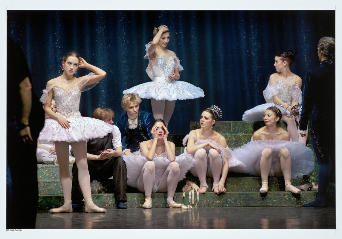 Living the dream. English National Ballet in rehearsal - [Crop]