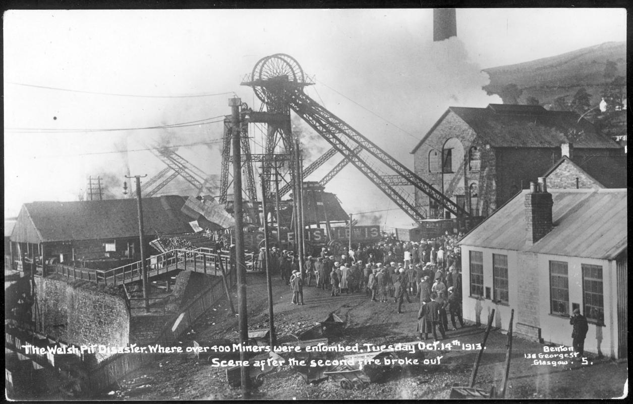 Universal Colliery, Senghenydd. The Welsh Pit Disaster. Where over 400 Miners were entombed, Tuesday Oct. 14th 1913. Scene after the second fire broke out.