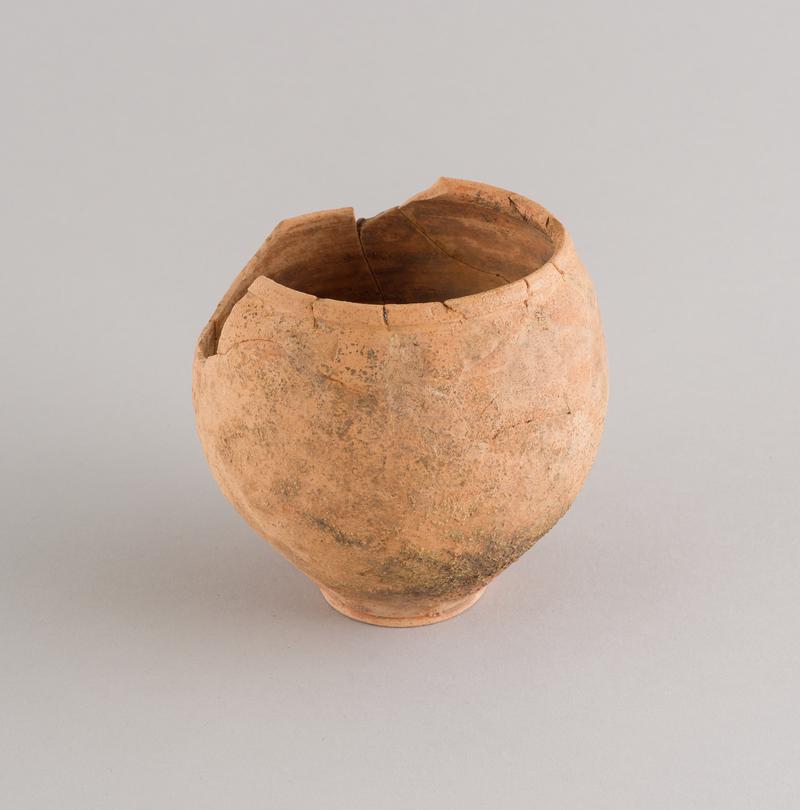 Roman pottery beaker