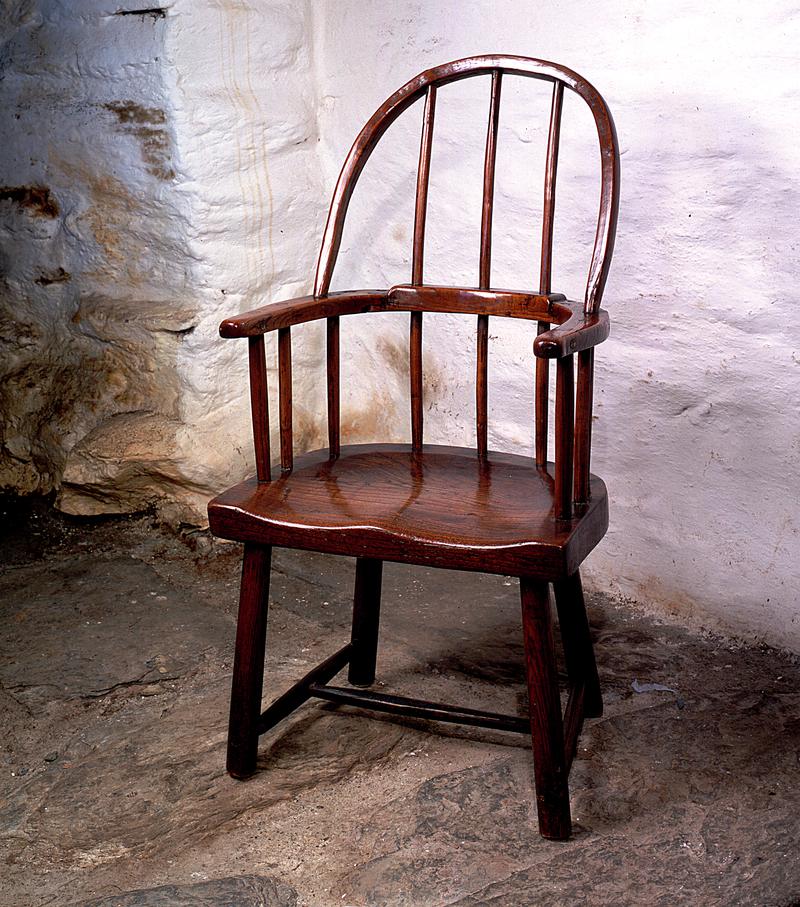 Early 19th century Windsor-type armchair