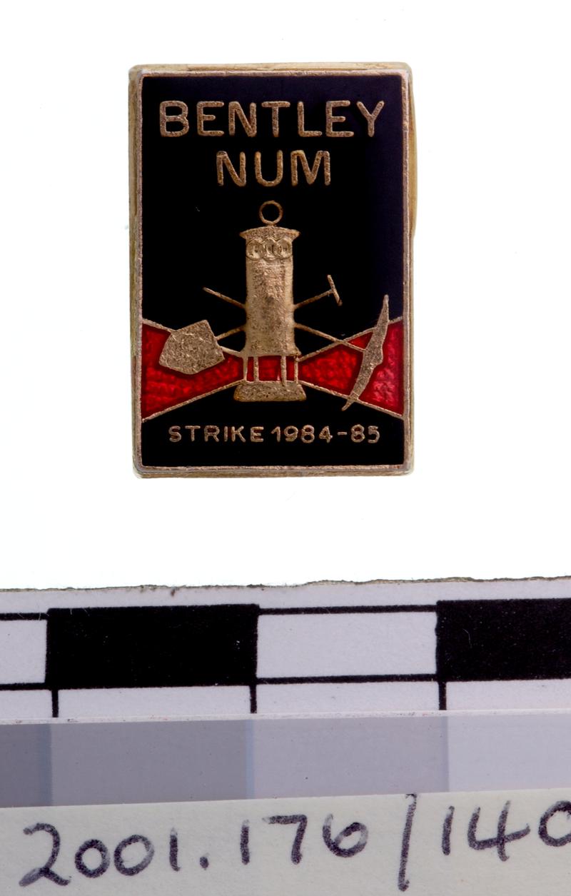 N.U.M Yorks Area badge