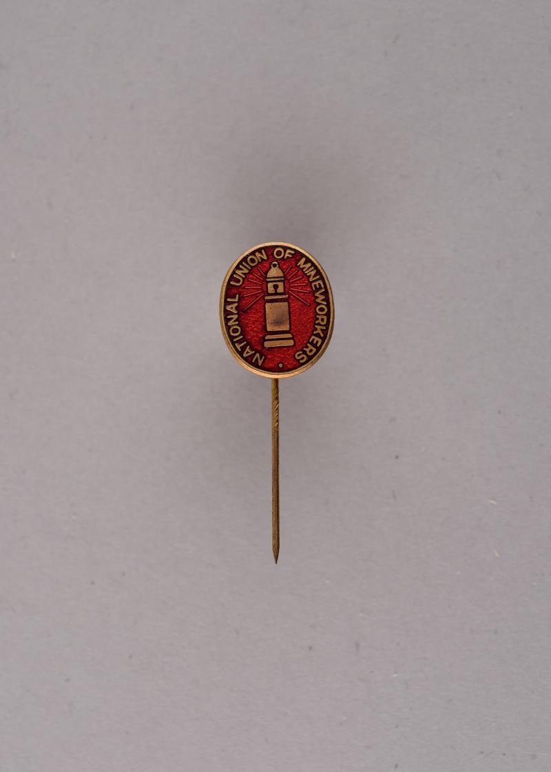 National Union of Mineworkers, badge