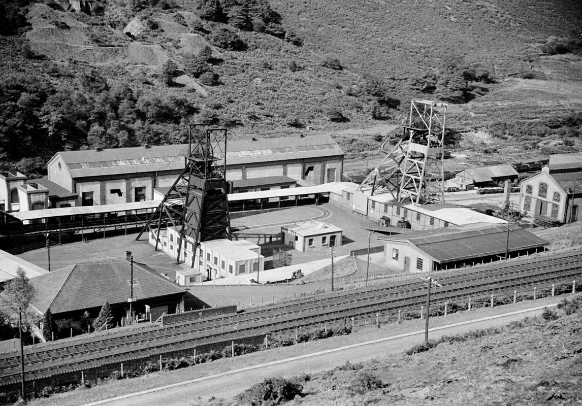 Taff Merthyr Colliery, film negative