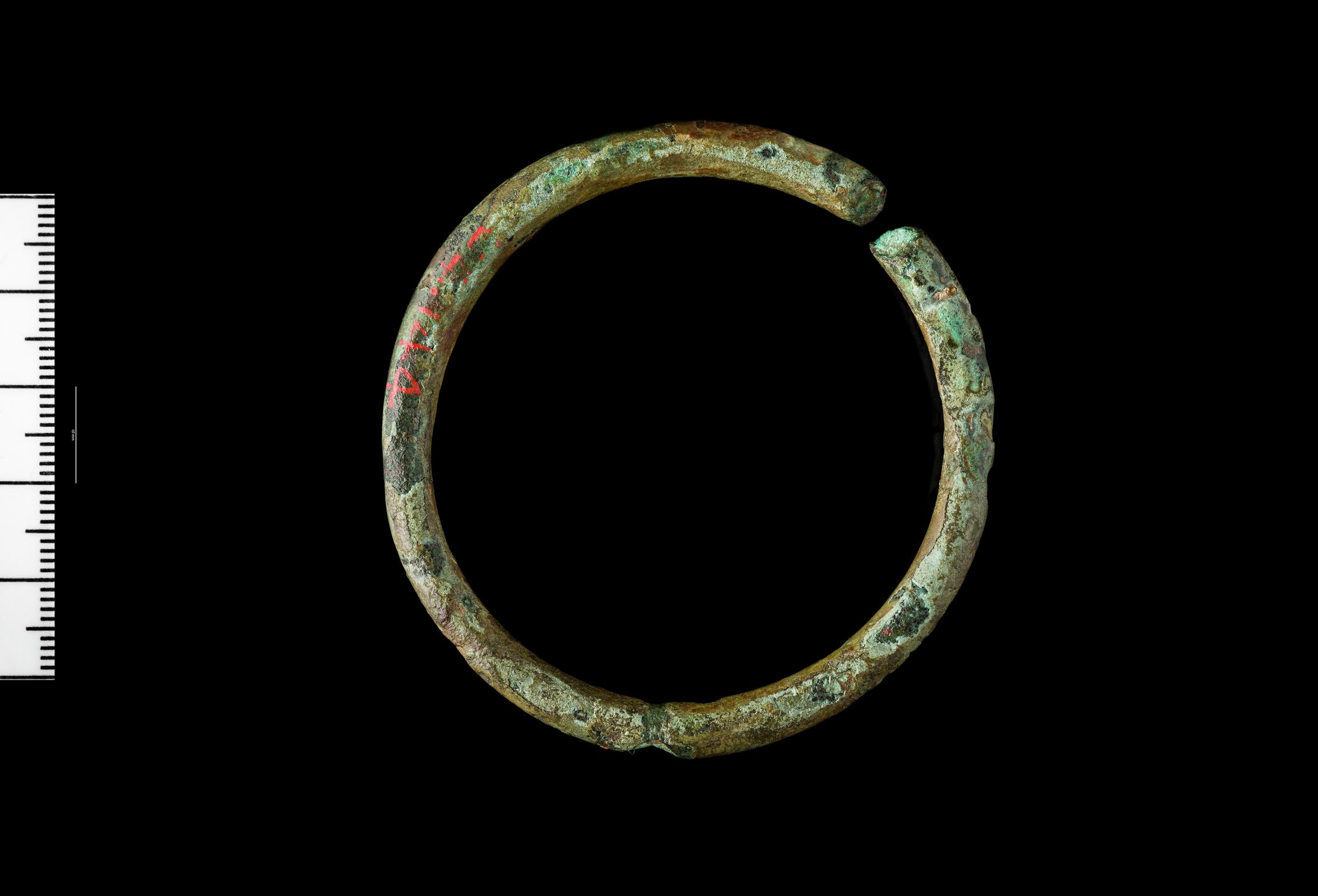Iron Age / Roman copper alloy ring
