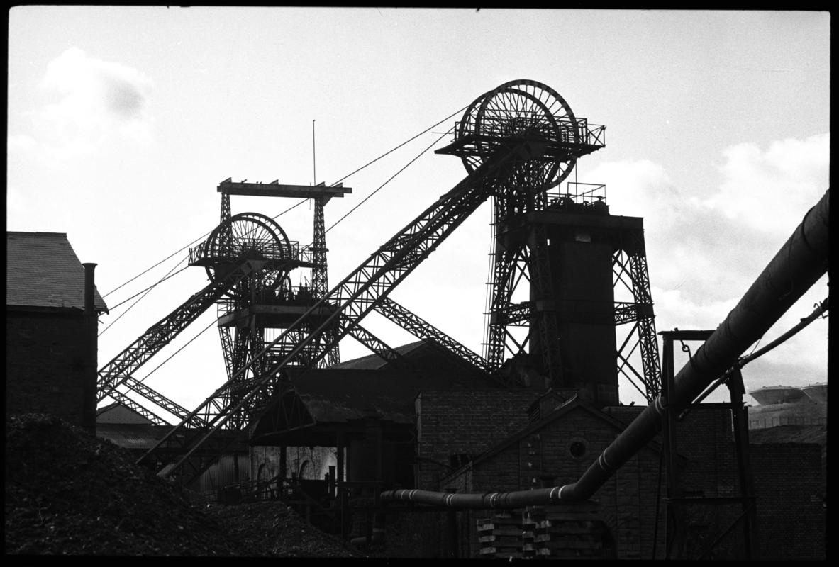 Upcast and downcast shaft headframes at Lewis Merthyr Colliery.