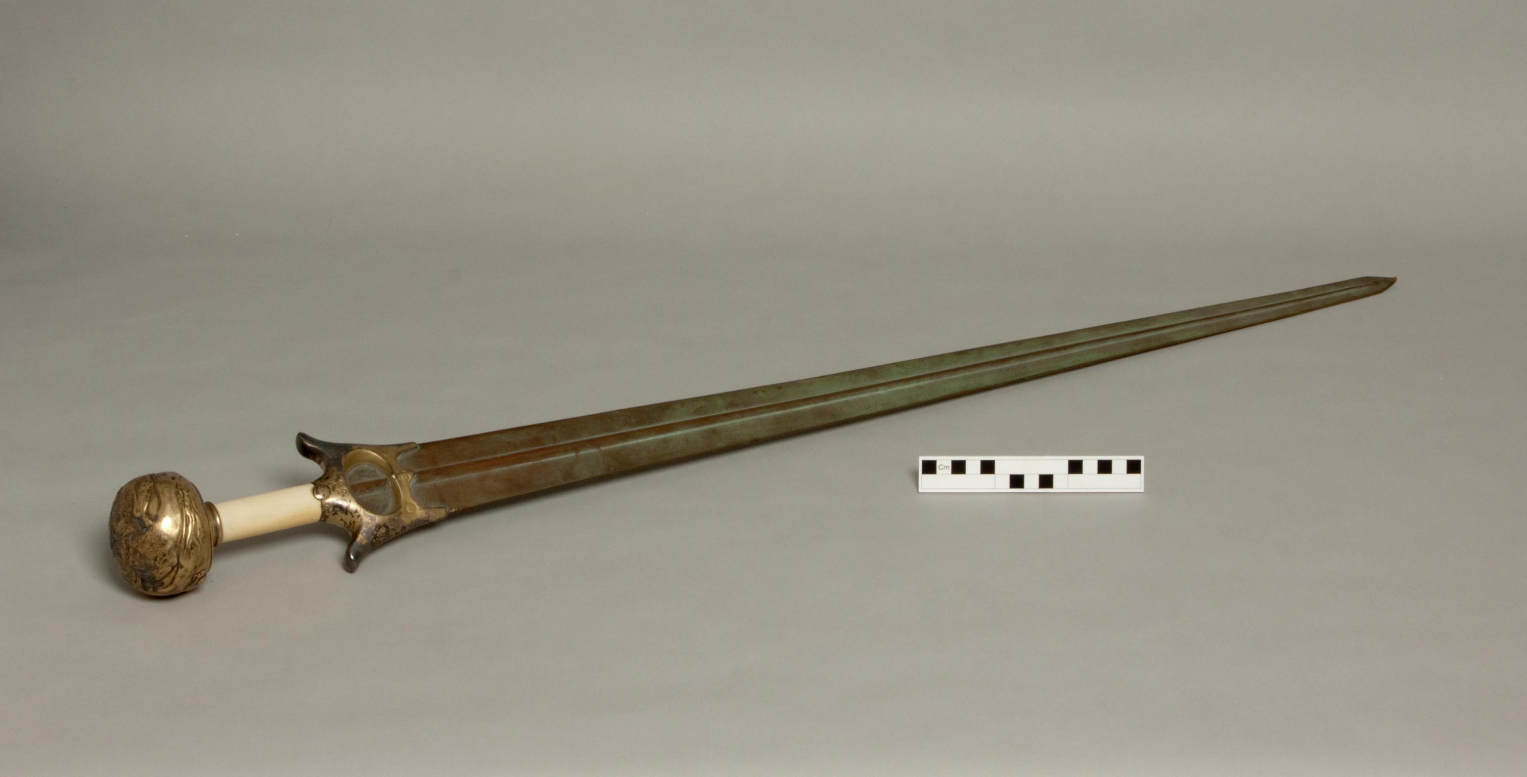 Mycenean copper alloy sword (Replica)