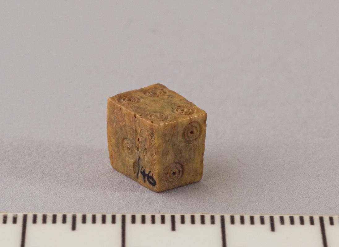Roman bone dice