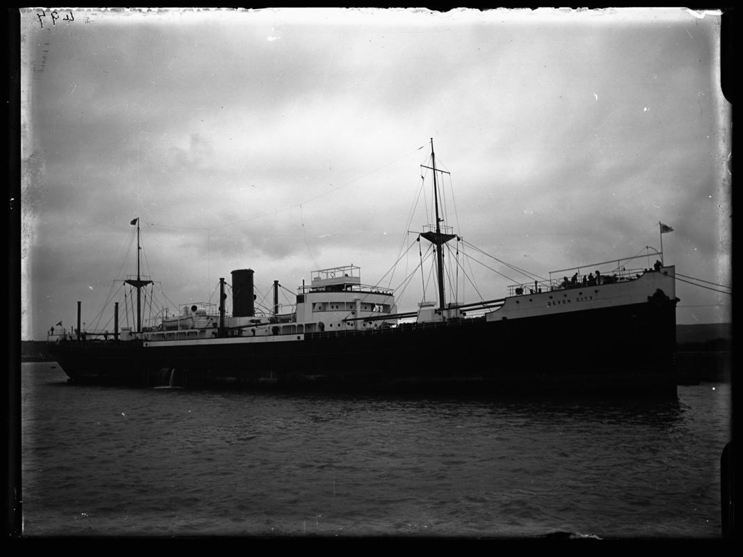Starboard Broadside view of M.V. DEVON CITY  c.1936