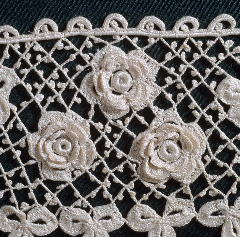 Detail of Irish crochet cuff, c. 1900-10