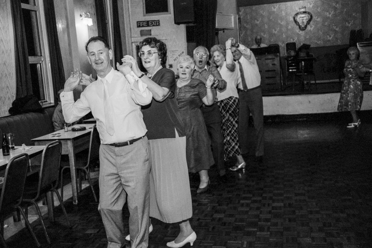 GB. WALES. Cwm. Old-time dancing in the British Legion Club. 1998.