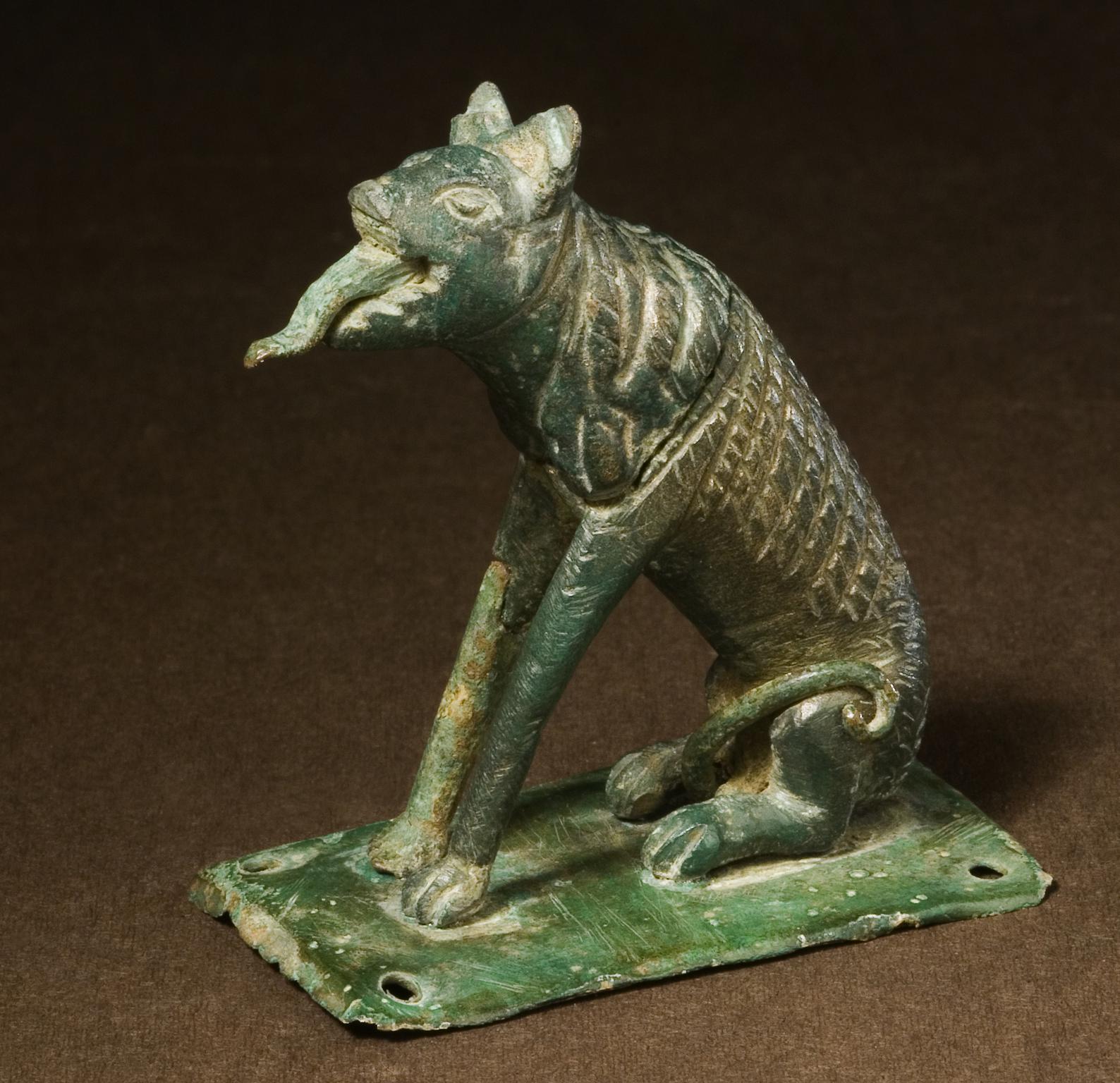 Roman copper alloy figurine of seated dog