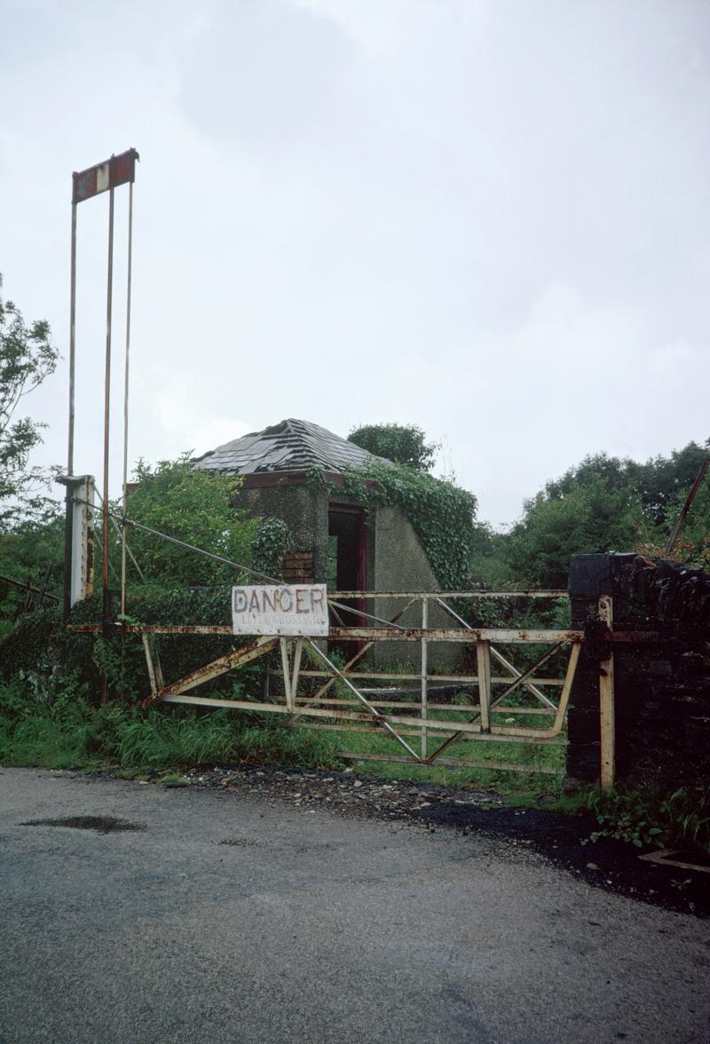 Gates on railway track near Pontrug