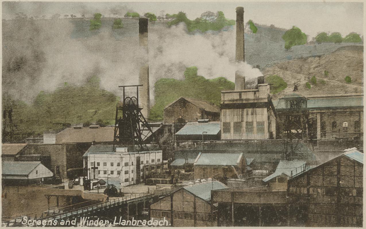 Screens and Winder, Llanbradach (postcard)