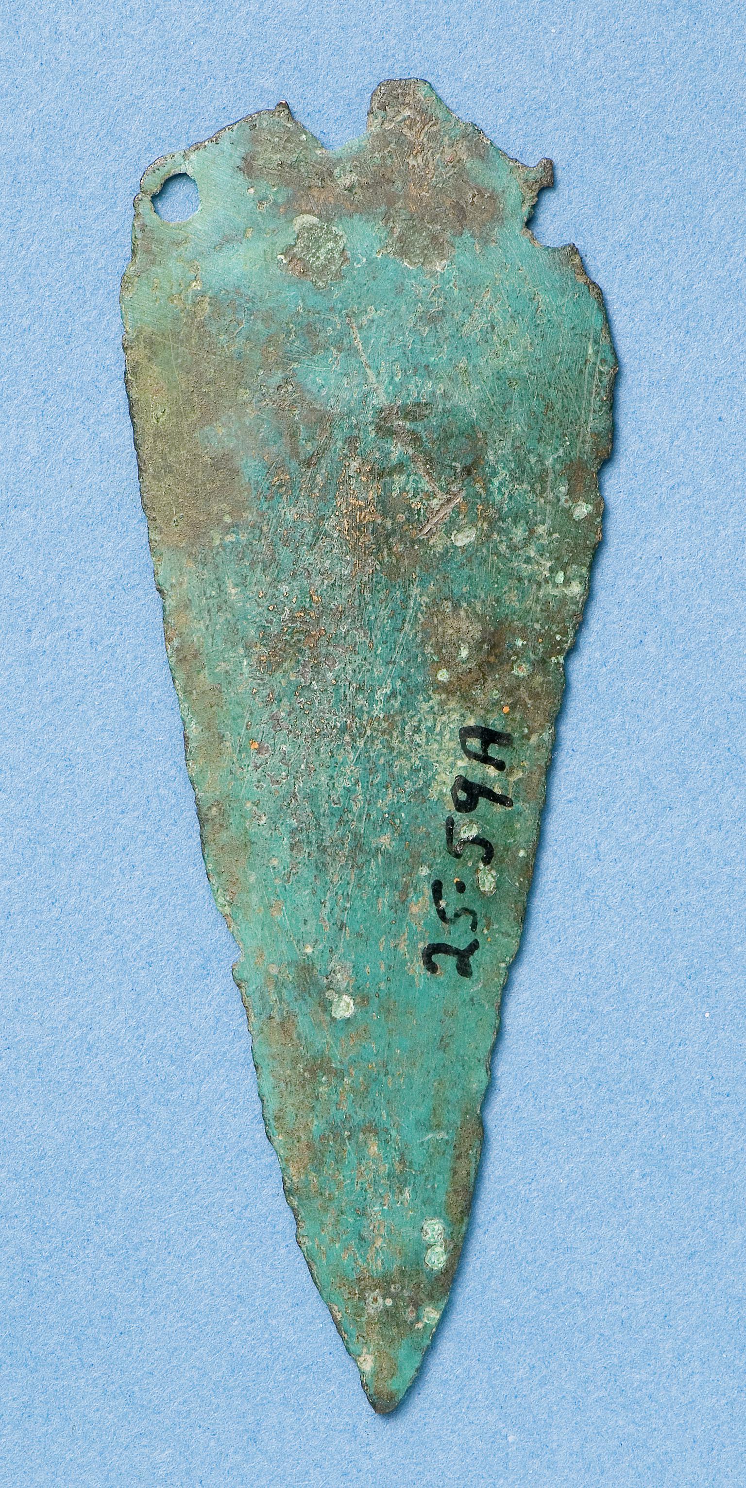 Early Bronze Age bronze knife