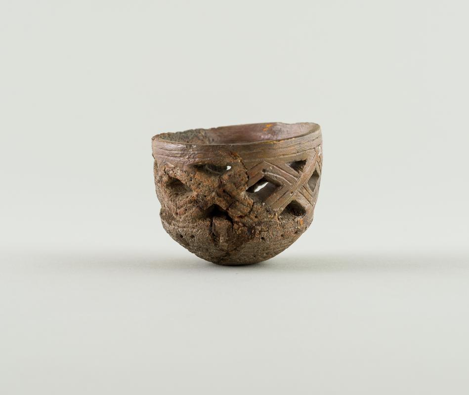 Early Bronze Age pottery miniature vessel