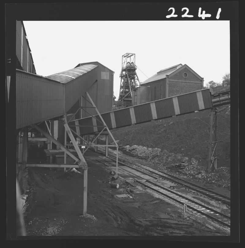 Black and white film negative showing a surface view of Oakdale Colliery, 16 April 1981.  &#039;Oakdale 16 Apr 1981&#039; is transcribed from original negative bag.