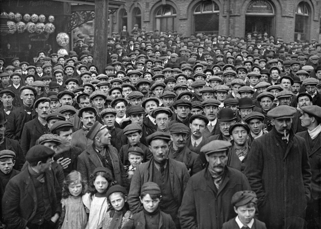 Cambrian Combine Strike. Miners waiting outside Moriah Chapel, Tonypandy, where conference took place.
