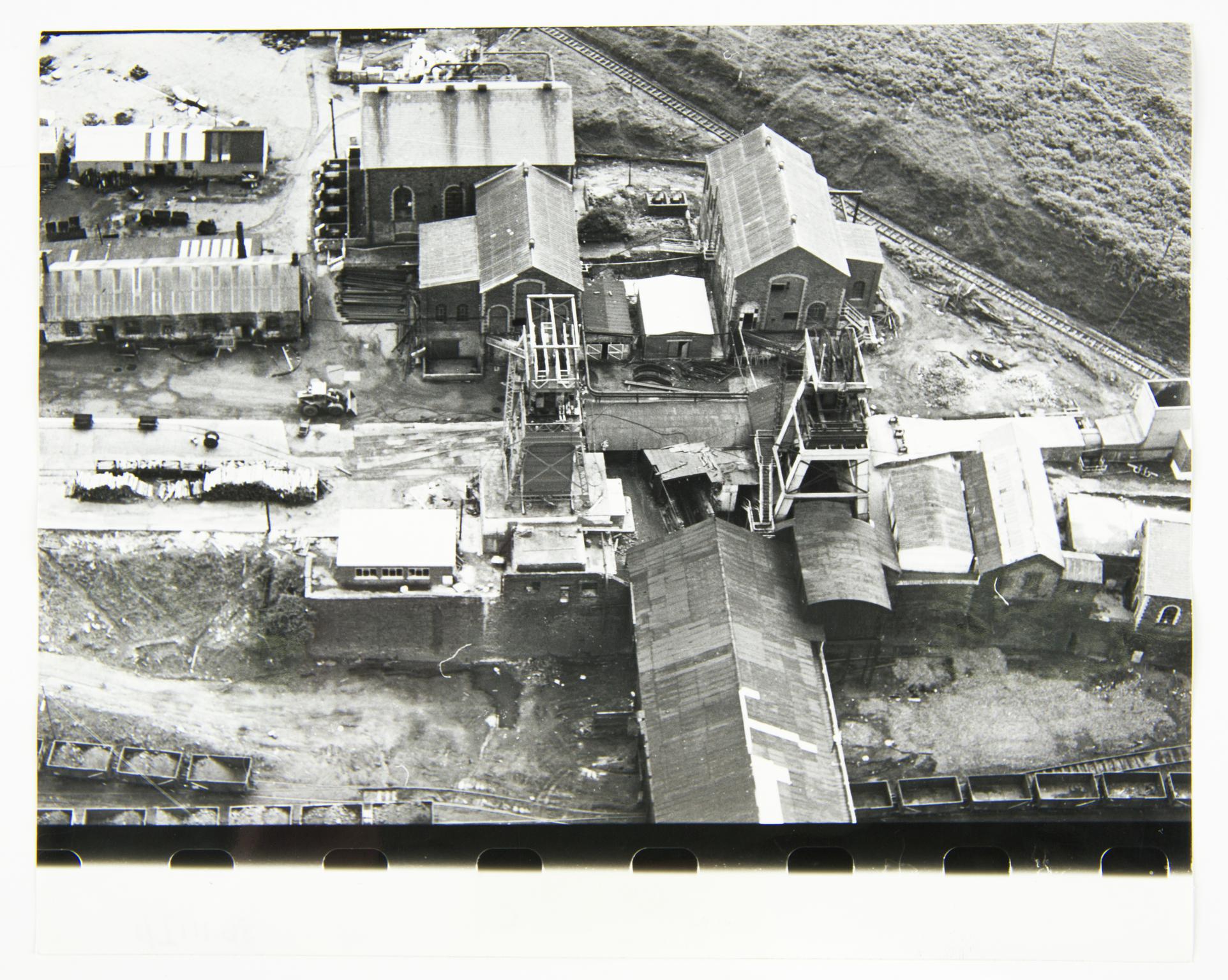 Coegnant Colliery, photograph