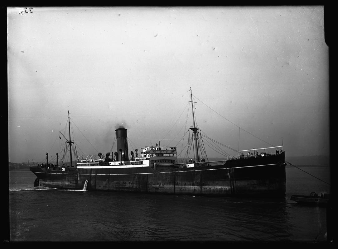 Starboard broadside view of S.S. CALEDONIAN MONARCH, c.1936.