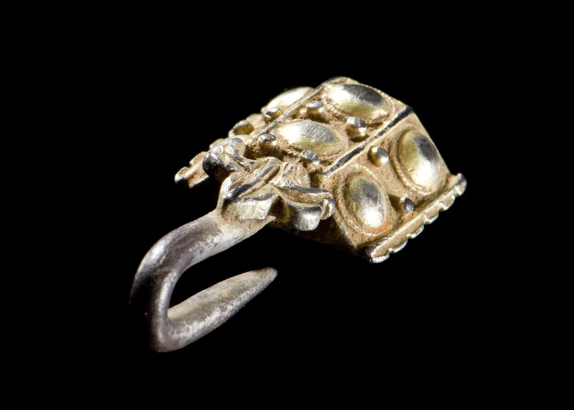 Post-Medieval silver gilt dress fastner