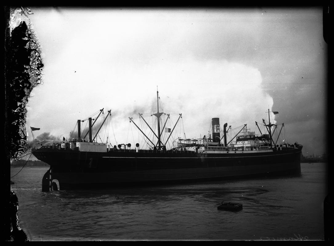 Starboard broadside view of S.S. ALNMOOR, c.1936.