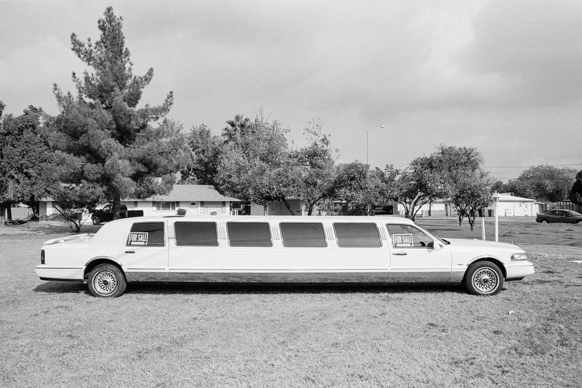 USA. ARIZONA. Mesa. Car for sale. 1997.