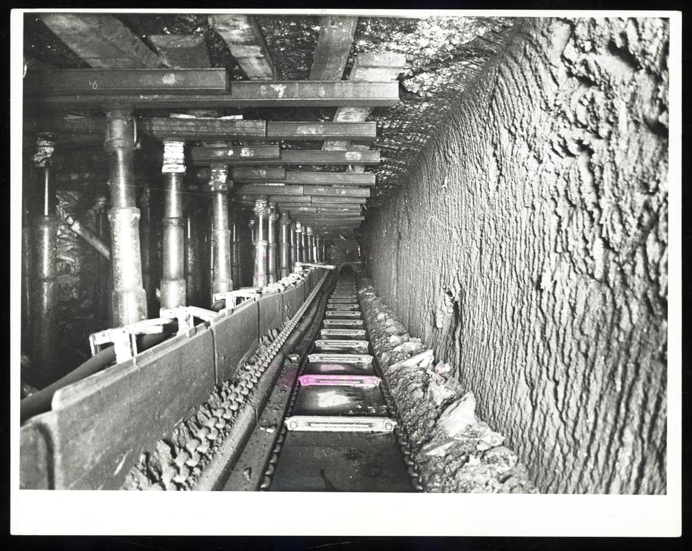 Photograph of North 9&quot; face in 9&quot; seam at Lewis Merthyr Colliery.