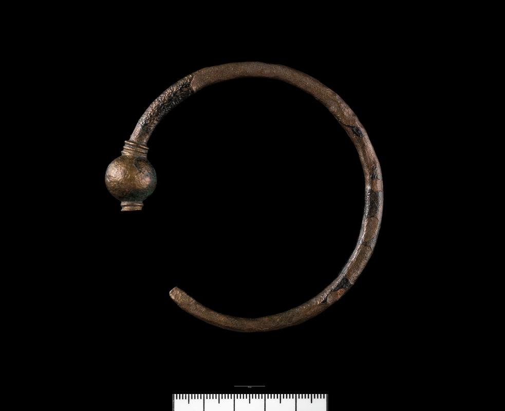 Early medieval copper alloy penannular brooch
