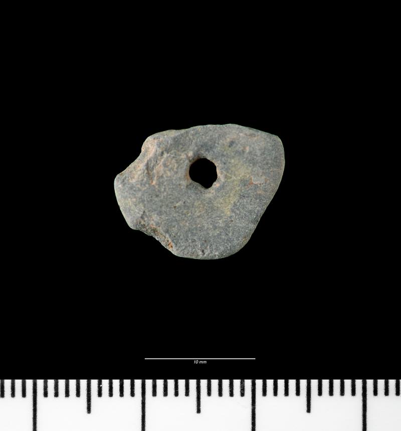 Early Mesolithic shale bead