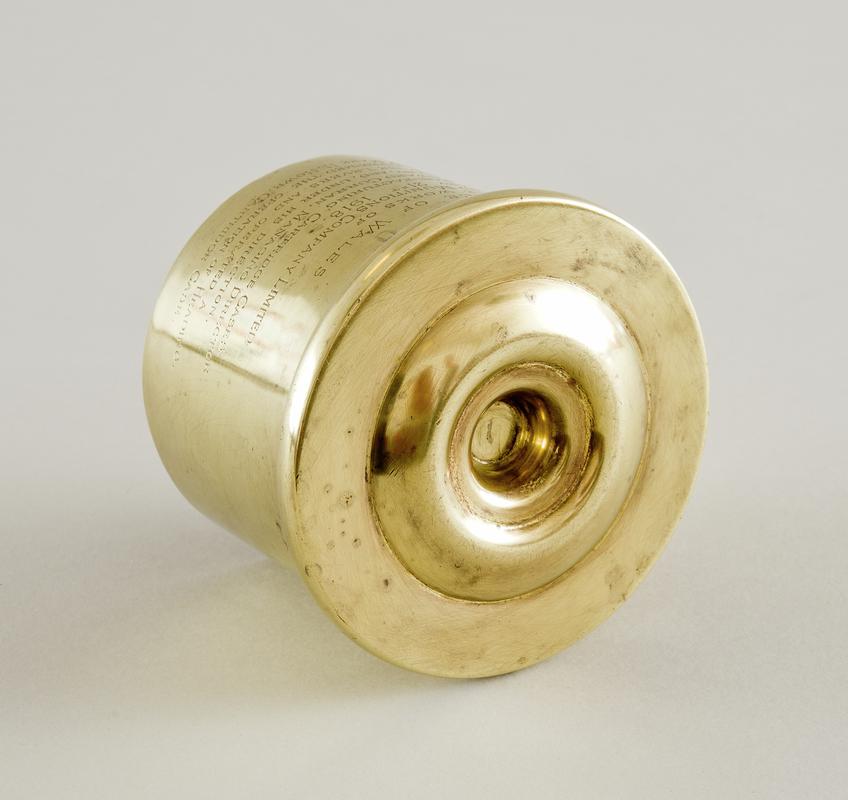 Commemorative cartridge case