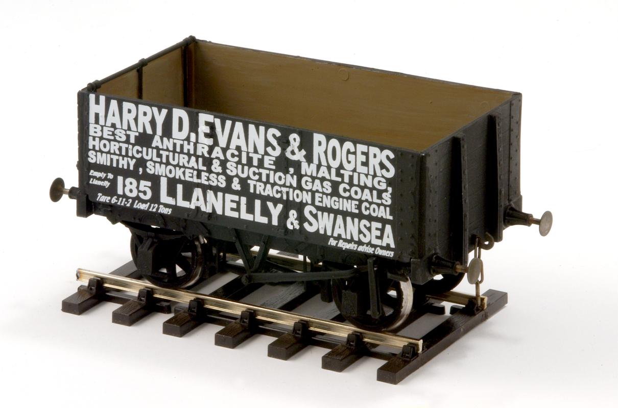 model railway wagon : &quot;Harry D Evans &amp; Rogers&quot;