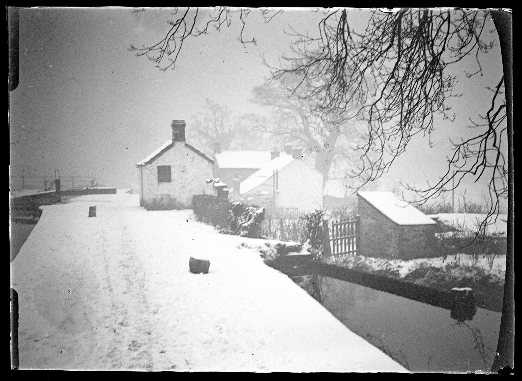 Glamorganshire Canal, negative