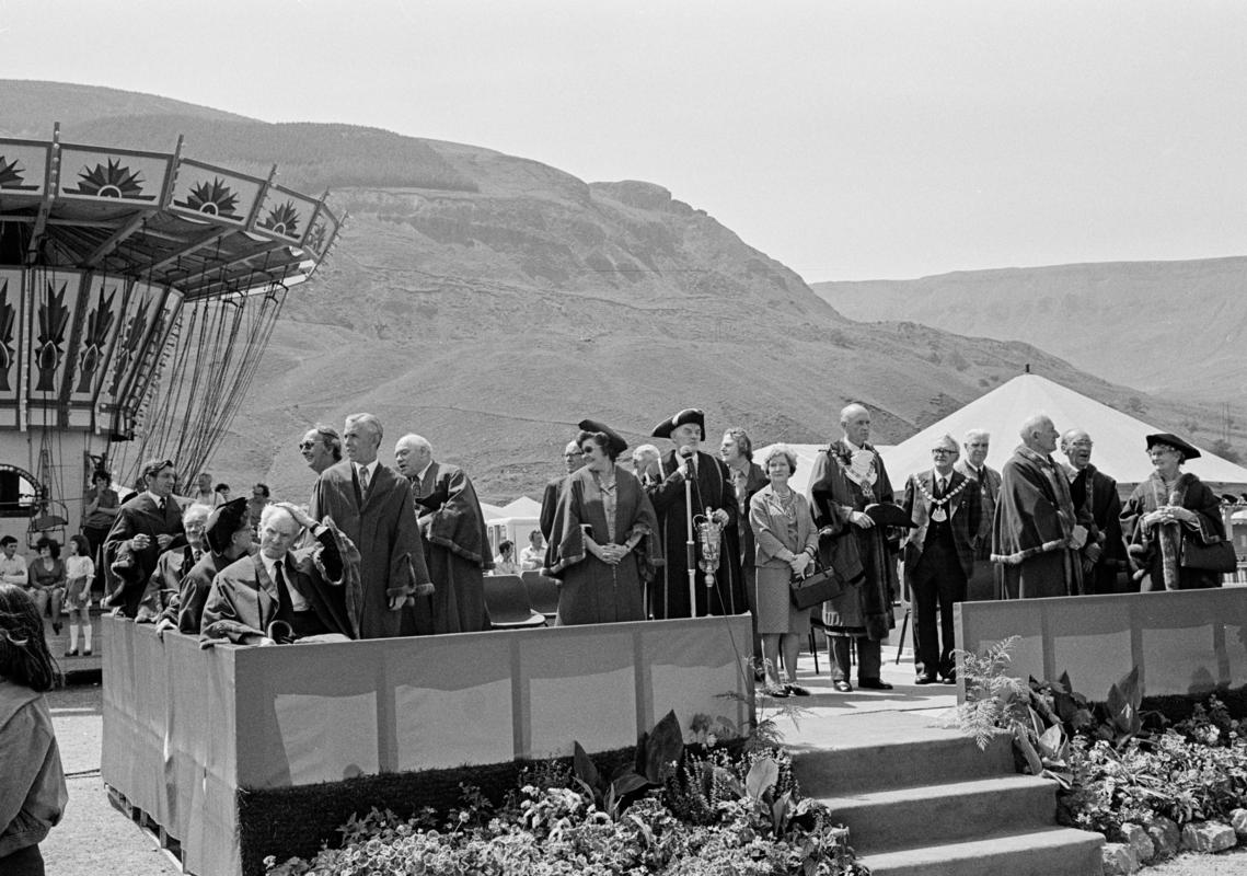 GB. WALES. Rhondda. Opening of the Rhondda Fair. 1975.