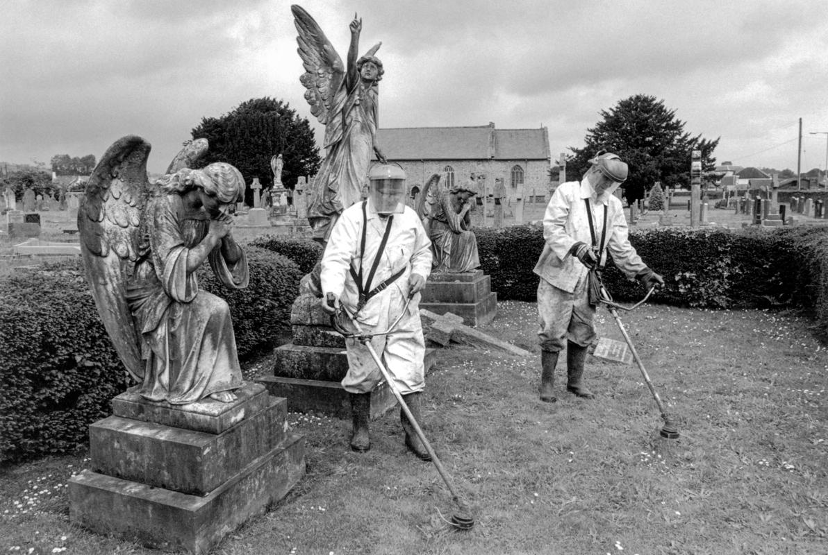 GB. WALES. Llandovery. Churchyard maintenance. 1996