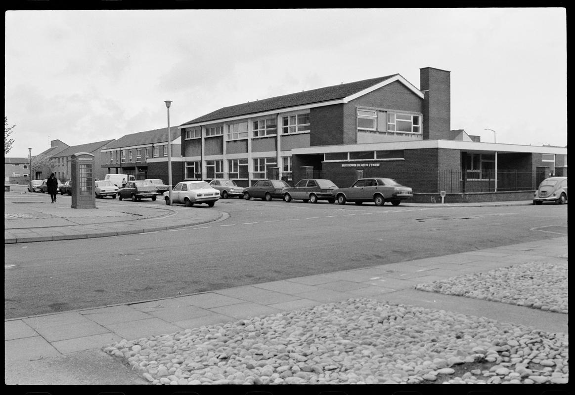 Butetown, negative