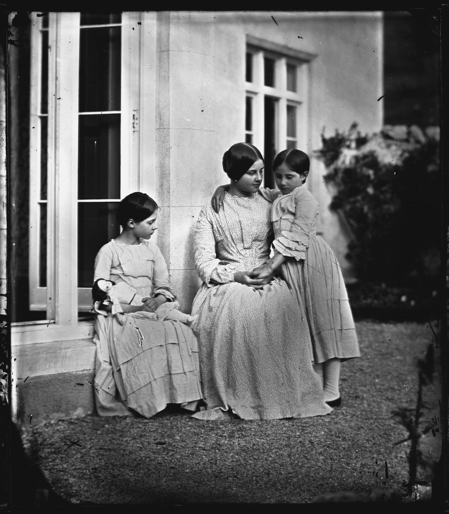 Emma, Elinor and Lucy, glass negative