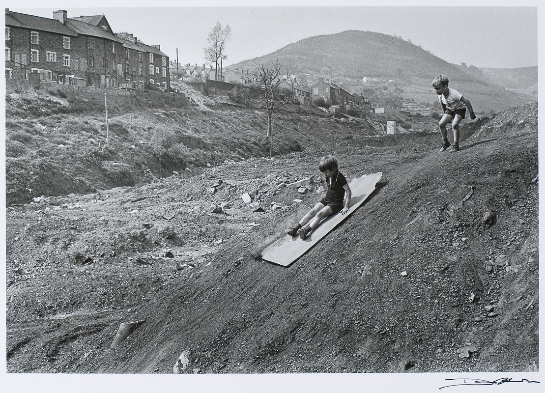 Slag-heap sledge run, Abertillery 1977