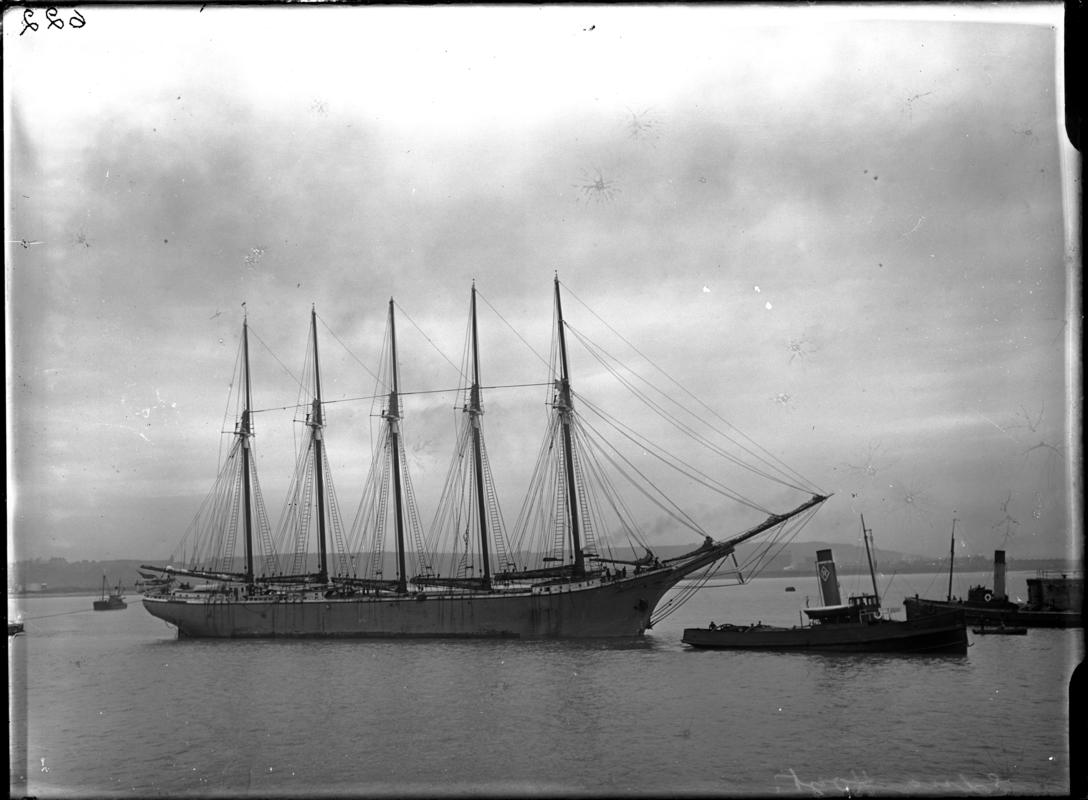 EDNA HOYT, glass negative