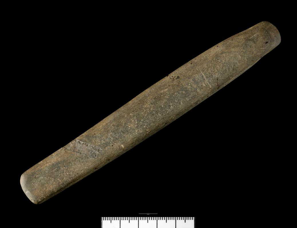 Early Bronze Age flint siltstone burnisher