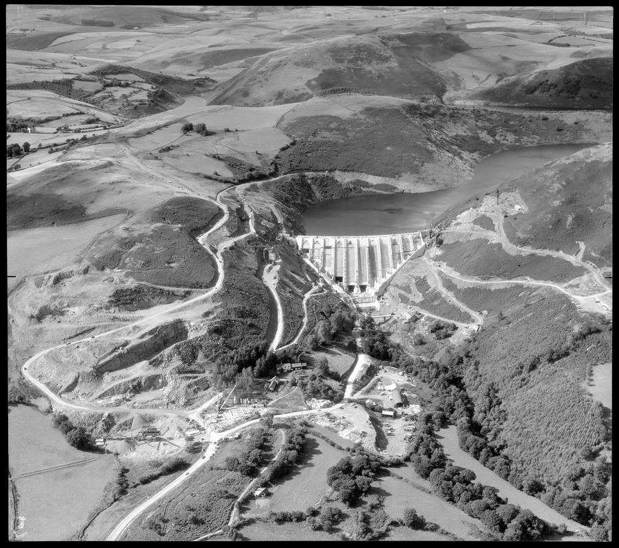 Clywedog dam, negative