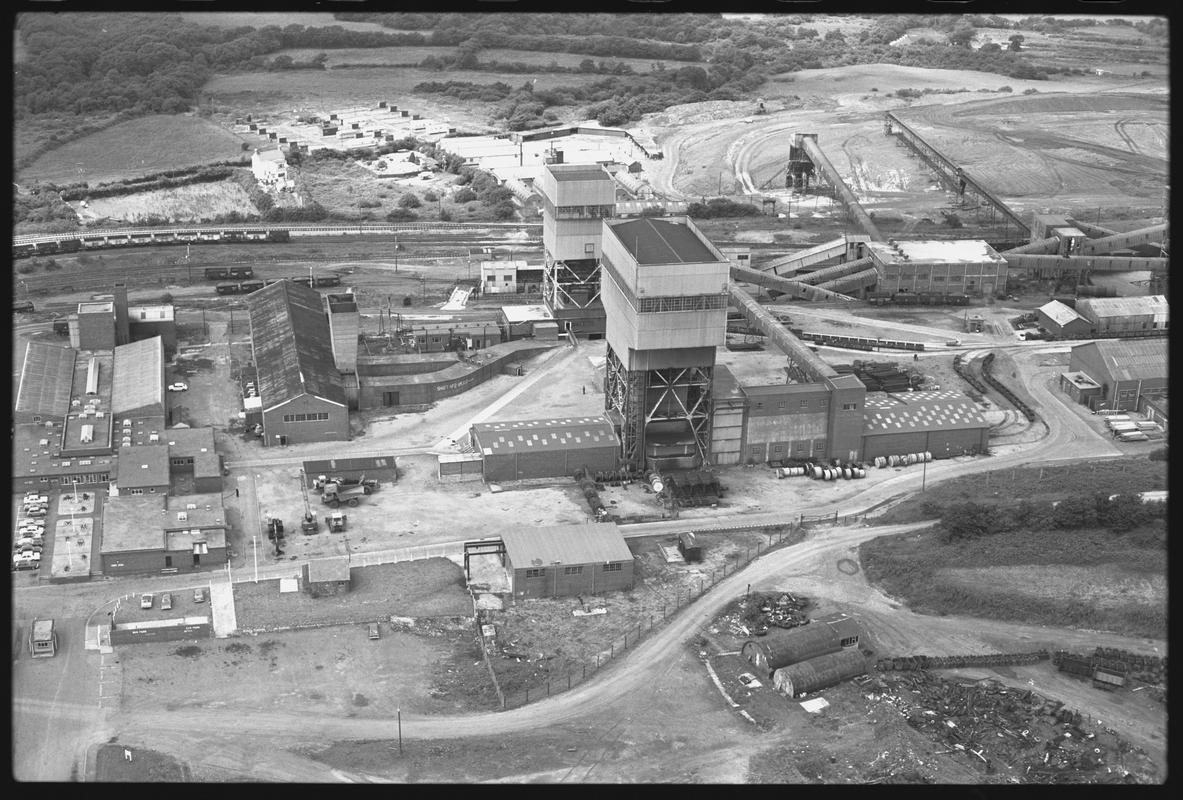 Cynheidre Colliery, film negative