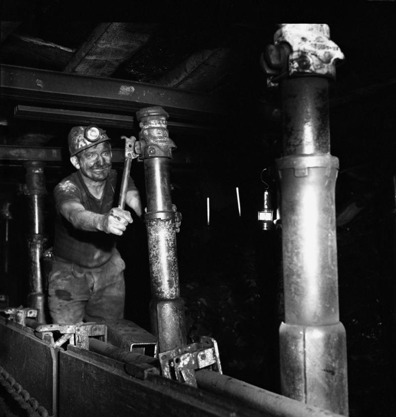 Tom Neate at work on the North 91 face, Lewis Merthyr Colliery