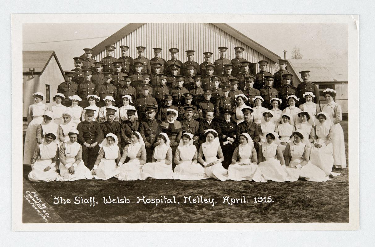 The staff of the &#039;Welsh Hospital&#039; Netley.