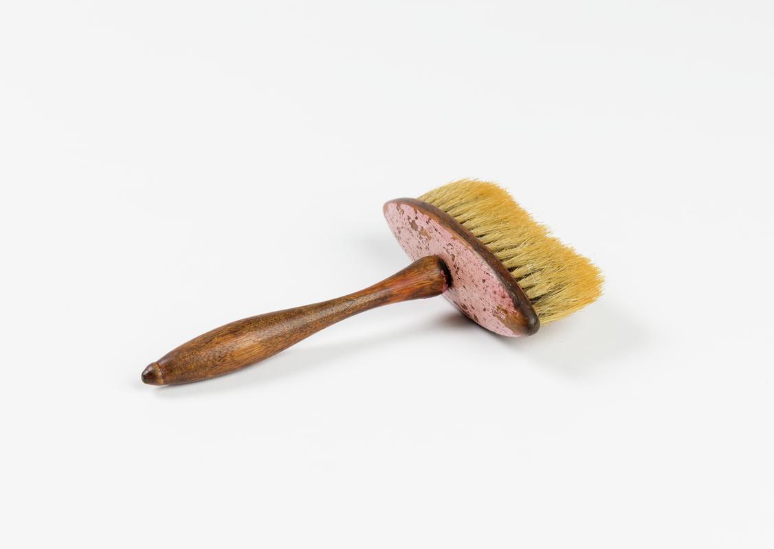 Neck brush