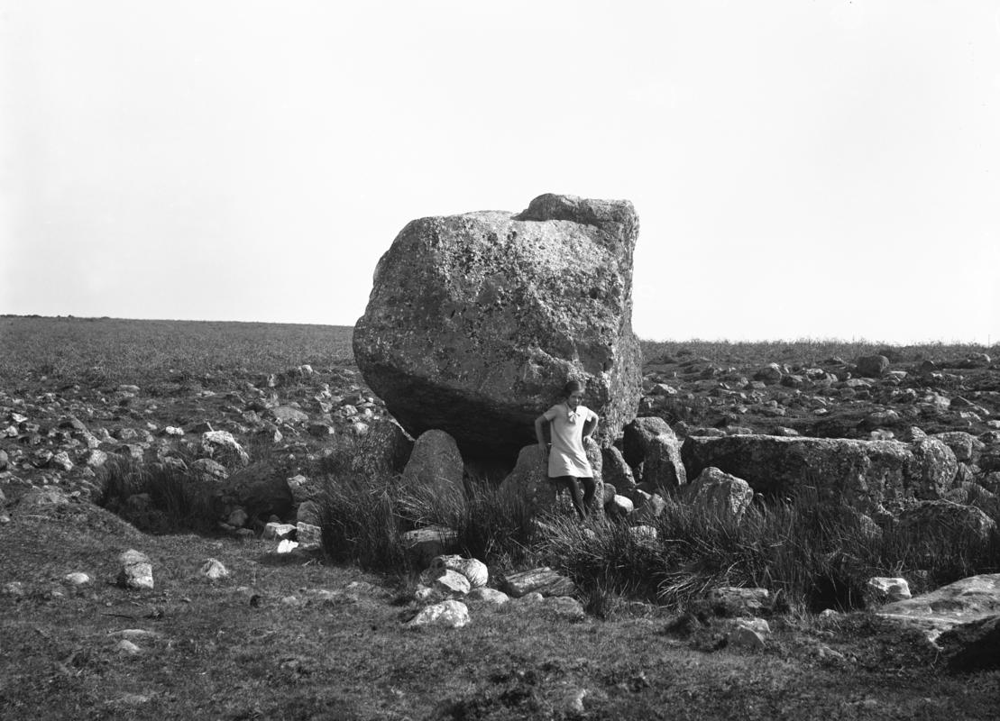 Arthur&#039;s Stone, chambered tomb