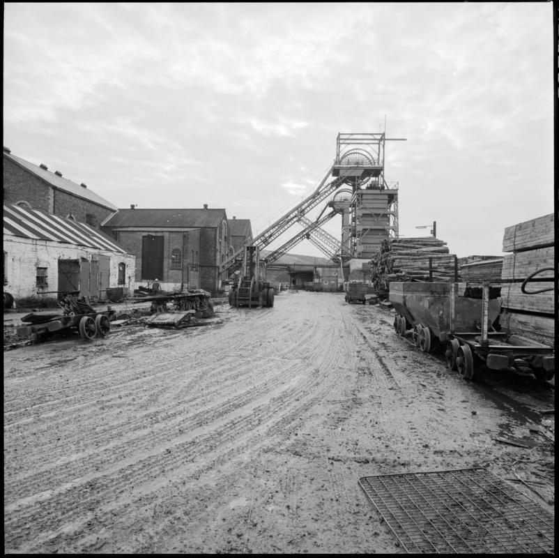 Black and white film negative showing Coegnant Colliery yard, 25 November 1981.  &#039;25 Nov 1981&#039; is transcribed from original negative bag.  Appears to be identical to 2009.3/2071.